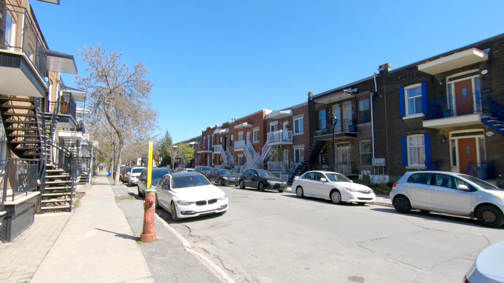 Classic Montréal plexes on Rue Dubois, Côte-Saint-Paul.